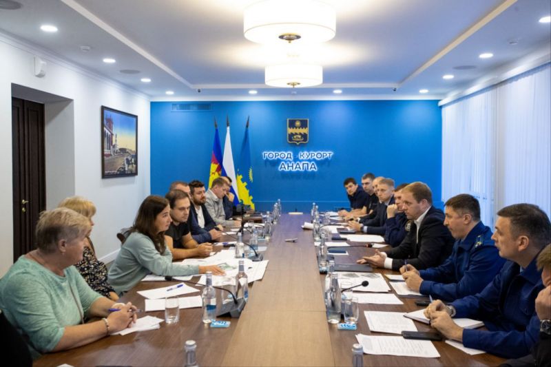 Мэр Анапы встретился с жителями микрорайона Горгиппия