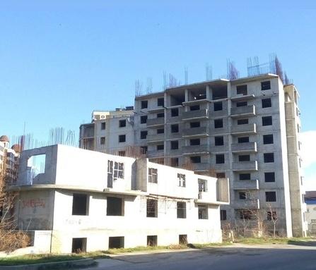Власти Анапы требуют снести долгострой на Парковой за счёт дольщиков