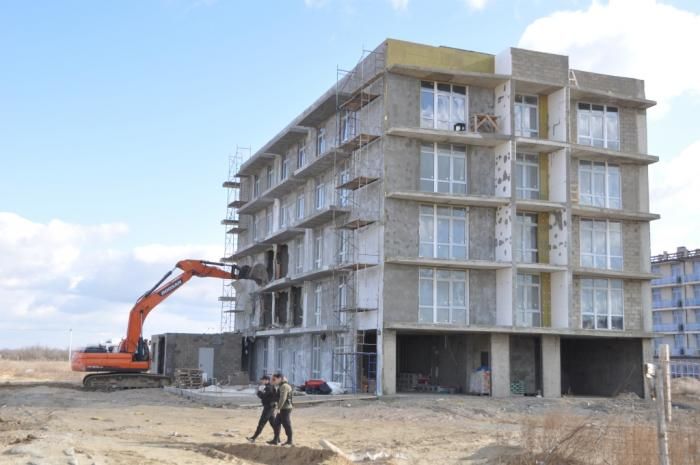 В Анапе сносят пятиэтажки